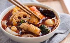 着名麻辣烫呈现食物宁静题目，若何保证吃的宁静？
